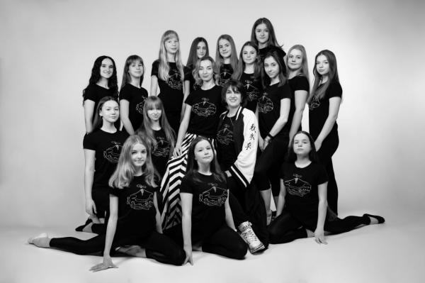  "КАПРИЗ", школа сучасної хореографії, школа танців