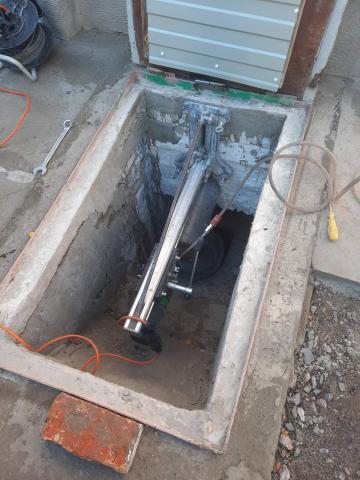 Буріння отворів під рекуператор різних діаметрів (від 160 до 300 мм), з різним наповненням стін Буріння отворів під рекуператор різних діаметрів (від 160 до 300 мм), з різним наповненням стін